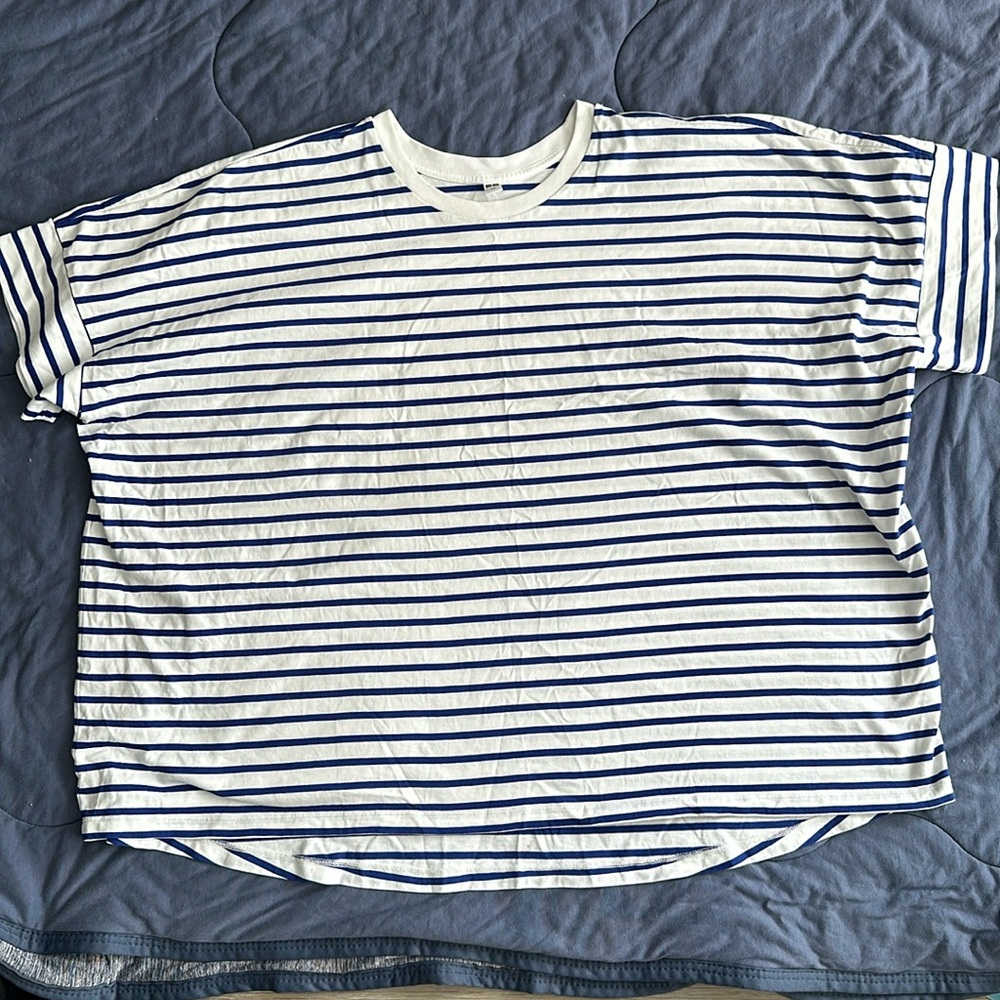 Women oversized short sleeve top